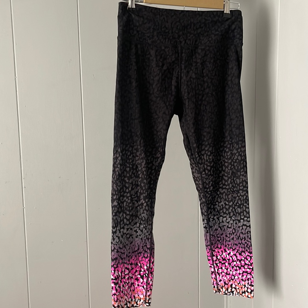Calvin Klein leopard print leggings